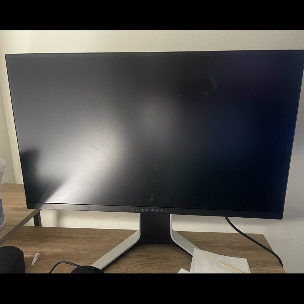 Monitor, great shape and never use.